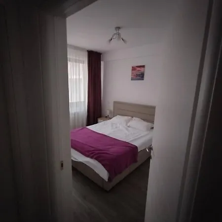 Apartament Cu 2 In Excelsior * Năvodari